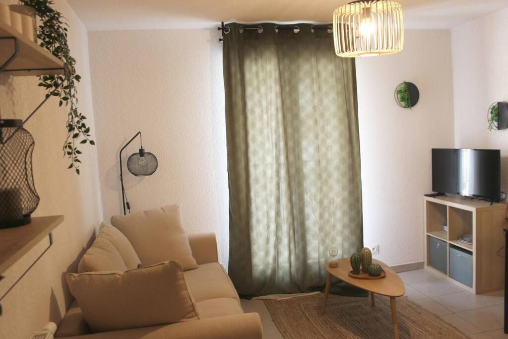 Appartement De Charme - Proche Centre-Ville Et Gare Montpellier Esterno foto